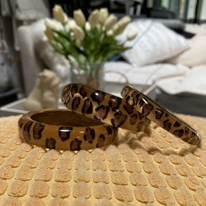 Chunky animal print acrylic bangles set
